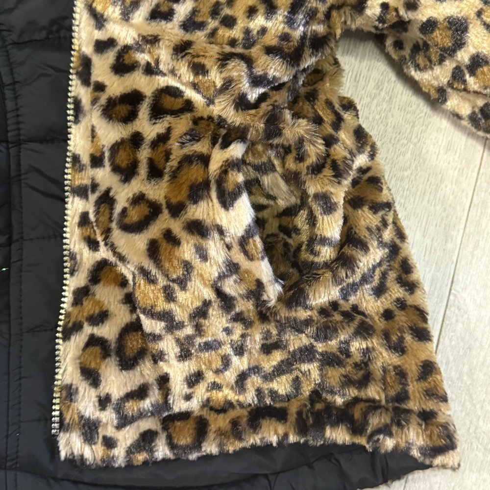 DKNY Black Puffer Reversible Jacket with Leopard Lining - Picture 11 of 12